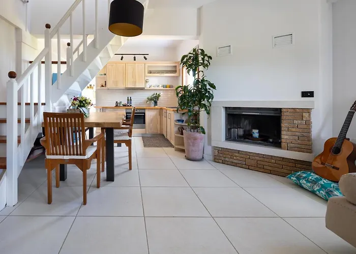 Eliva House